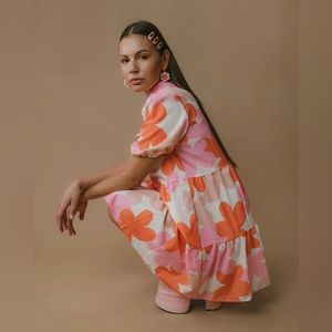 Groovy Floral Shirt Dress. Size M